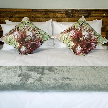 Ezemvelo Nature Reserve Hotel Vaalplaas ภายนอก รูปภาพ